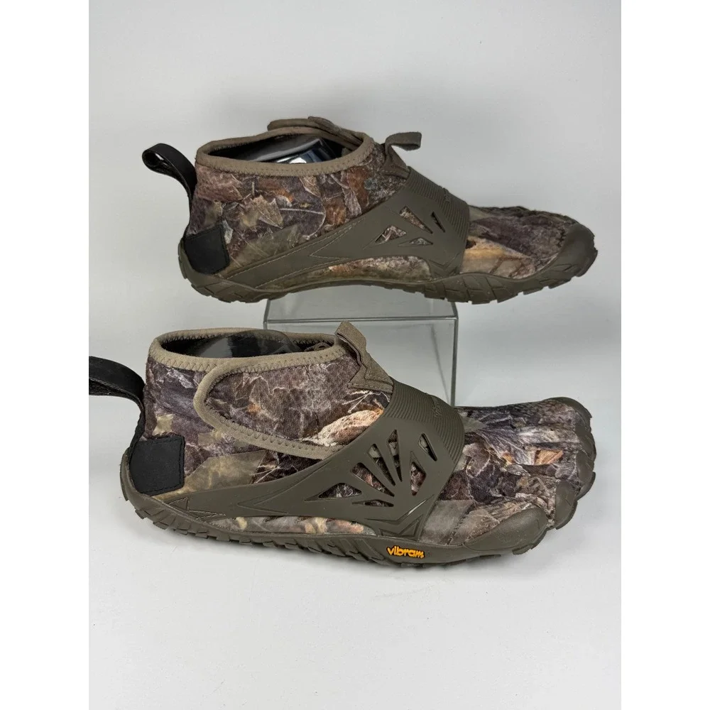 Vibram Mens 41 Toe Shoes FiveFingers Camo Megagrip Hiking Barefoot Trail 1574F